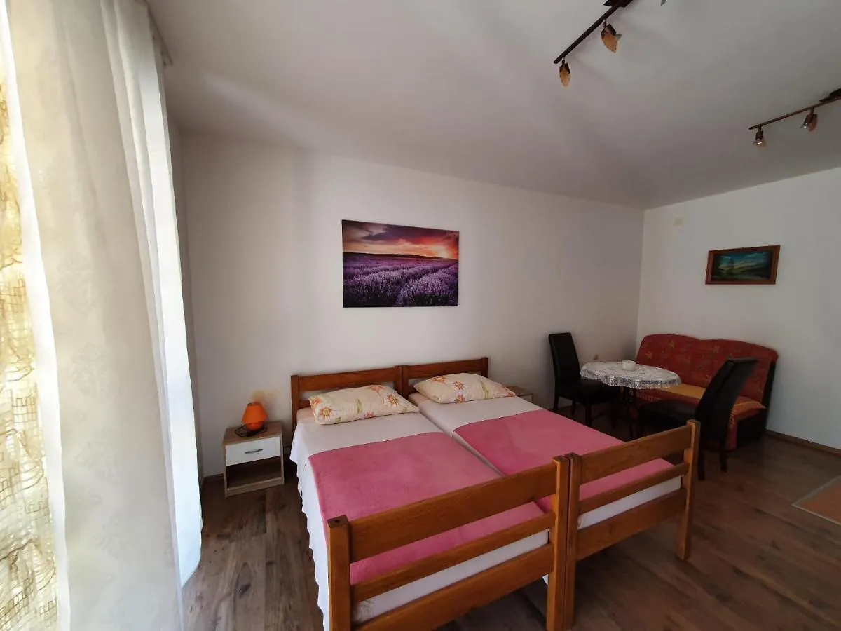 Apartments Topalovic Kostrena Croazia