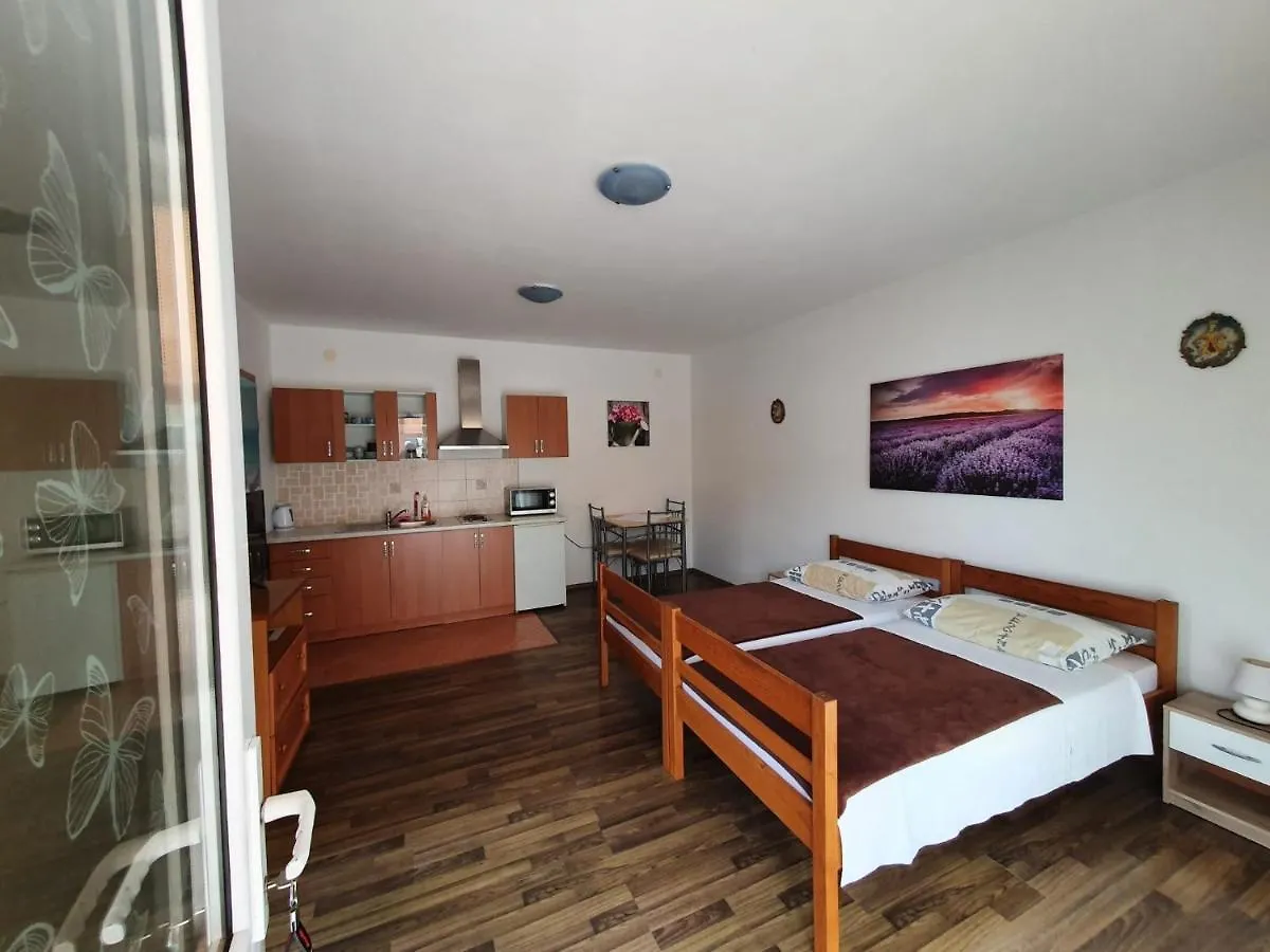 Apartments Topalovic Kostrena Croazia